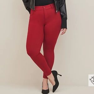 BOMBSHELL SKINNY STUDIO LUXE PONTE HIGH-RISE PANT
